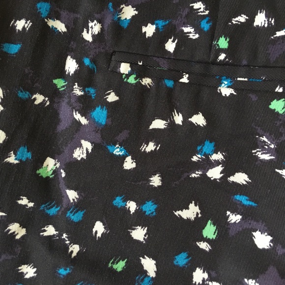 J Crew printed tencel cropped pants. Size 2. - Picture 3 of 5
